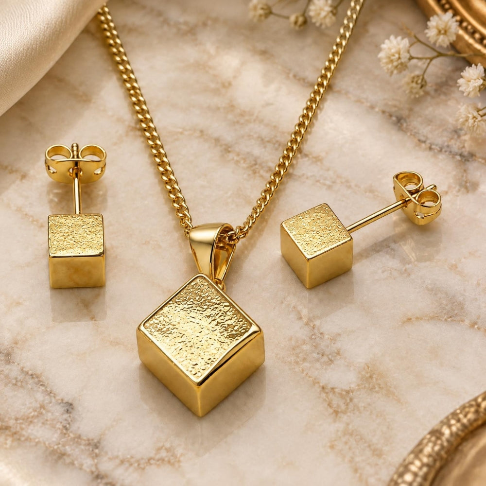 Oro Laminado Earring and Pendant Adult Set, Gold Filled Style Polished, Golden Finish