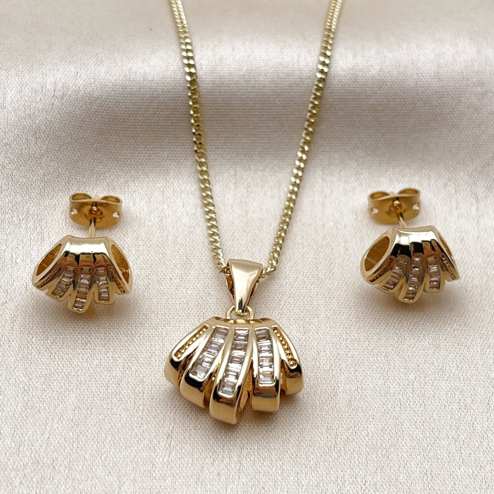 Oro Laminado Earring and Pendant Adult Set, Gold Filled Style Baguette Design, with White Cubic Zirconia, Polished, Golden Finish