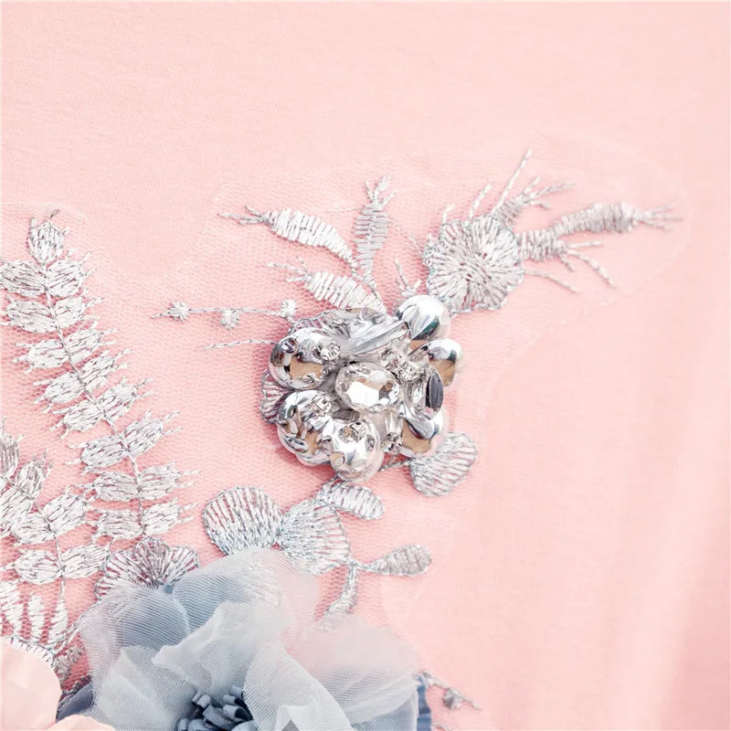High-quality short-sleeved cotton t-shirts with sequin embroidery and 3D flowers