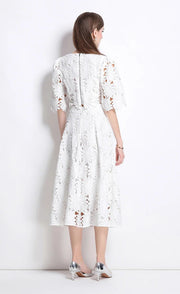 Elegant two-piece set, round neck, hollow-out crop top, high-quality high-waist skirt
