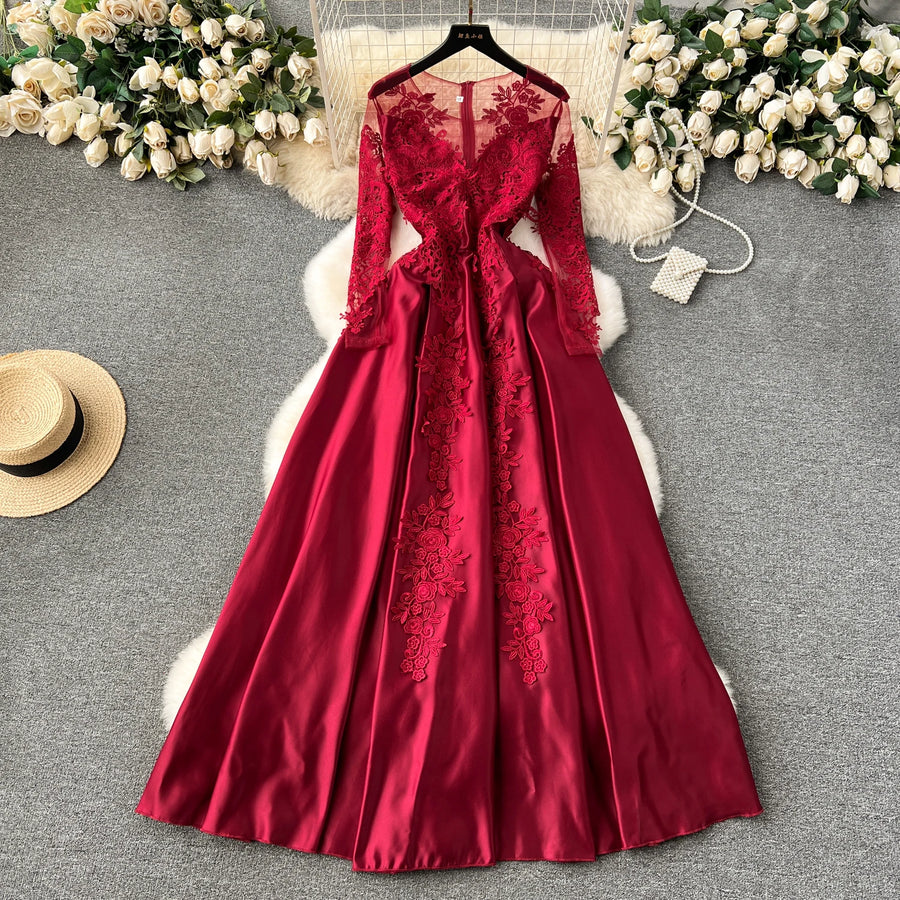 High Quality Vintage Floral Embroidery Mesh Long Sleeve Red Dresses