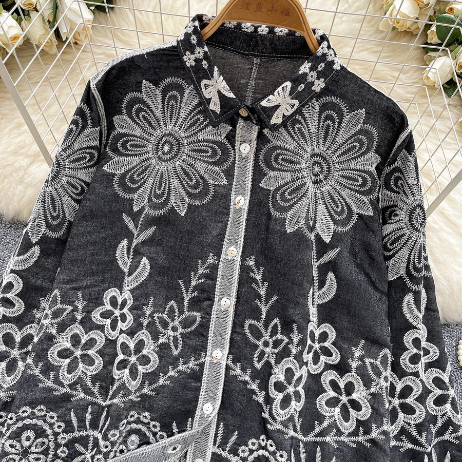 Basic loose long-sleeved polo-neck blouse embroidered with flowers and French-style hook