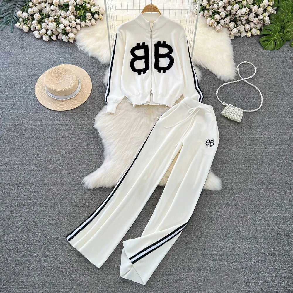 Two-piece set, high-neck sweater with zipper and high-quality wide-leg pants