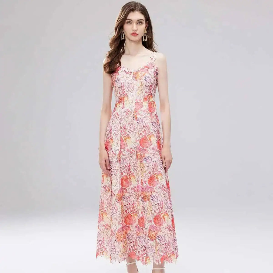 Long dress with open back and sexy A-line cut with high-quality flowers and embroidered lace