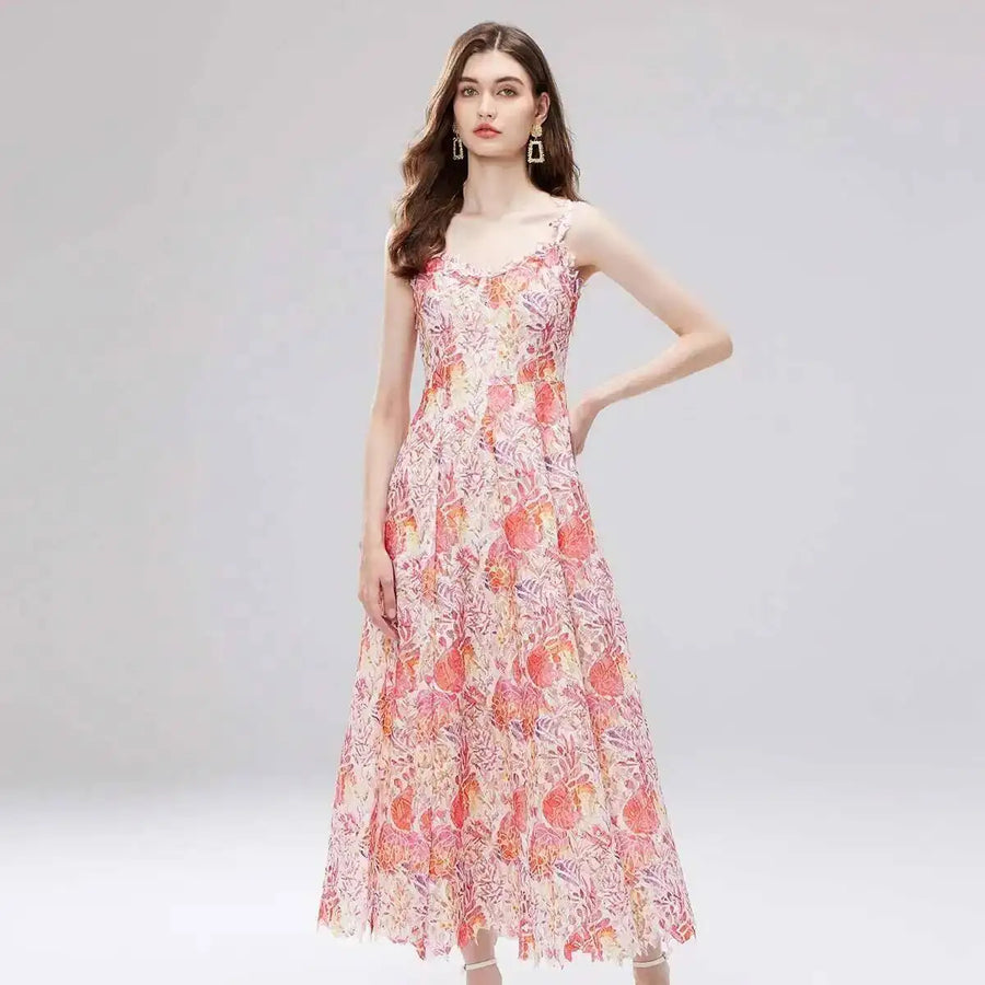 Long dress with open back and sexy A-line cut with high-quality flowers and embroidered lace