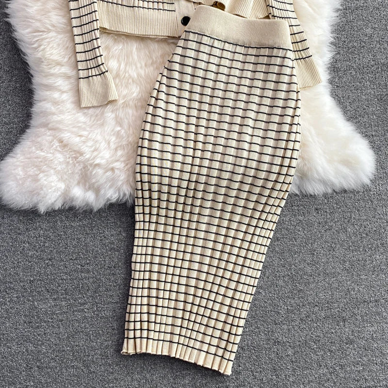 3-piece set knitted set tube skirt + high-quality knitted cardigan