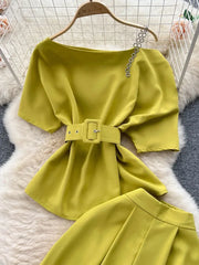 Royal style two-piece set, off-shoulder with high-quality wide-leg pants