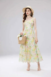 Long dress with open back and sexy A-line cut with high-quality flowers and embroidered lace