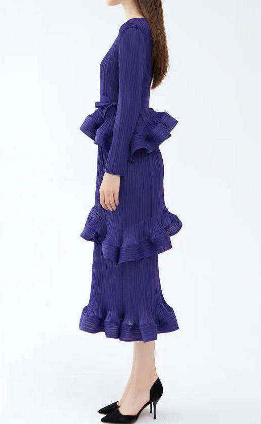 High quality long sleeve dress with ruffles and pleated bow