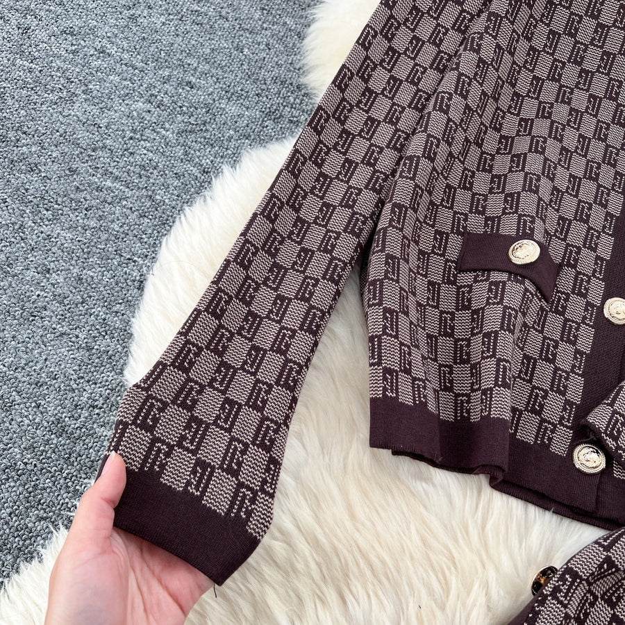 Three-piece sets knitted cardigans + high quality elastic long pants.
