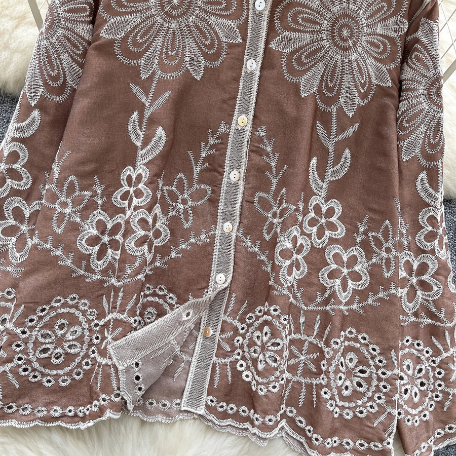 Basic loose long-sleeved polo-neck blouse embroidered with flowers and French-style hook