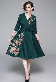 Vintage Designer High Quality V Neck Floral Embroidery Elegant Dress