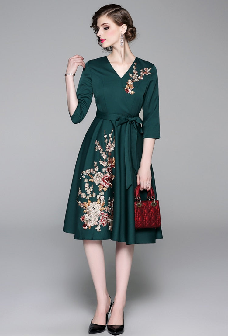 Vintage Designer High Quality V Neck Floral Embroidery Elegant Dress