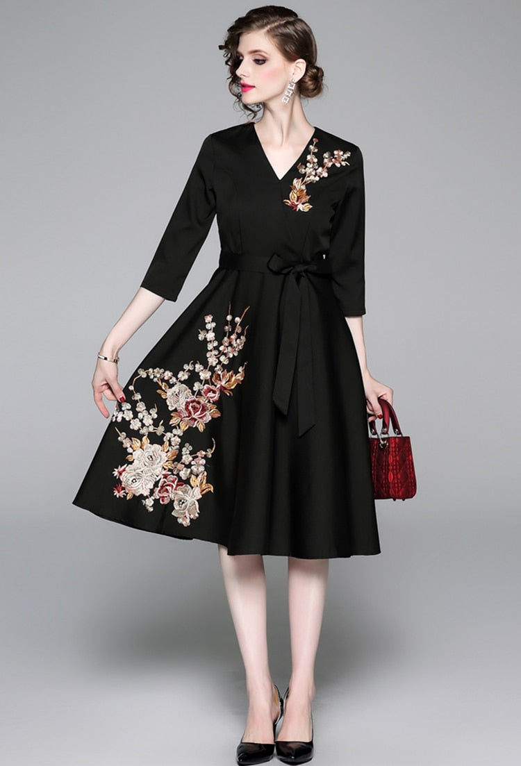 Vintage Designer High Quality V Neck Floral Embroidery Elegant Dress