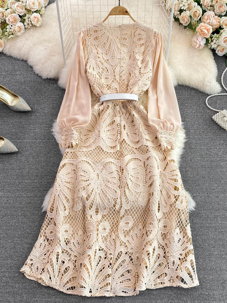 High Quality Lace Round Neck Lantern Sleeve Hook Flower Vintage Dress